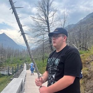 Meet your Posher, Bauer